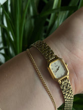 Load image into Gallery viewer, Vintage Seiko Quartz Gold Watch