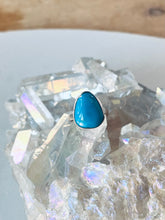 Load image into Gallery viewer, Size 7 Genuine Turquoise Sterling Silver Ring