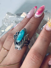 Load image into Gallery viewer, Size 8 Genuine Turquoise Sterling Silver Feather Ring