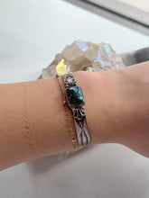 Load image into Gallery viewer, Sterling Silver Turquoise Cuff