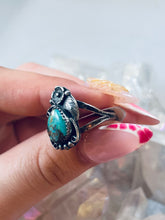 Load image into Gallery viewer, Size 7 Genuine Turquoise Ring