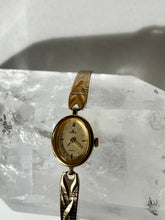 Load image into Gallery viewer, Vintage Lorus Quartz Gold Watch