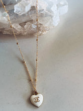 Load image into Gallery viewer, Gold Vintage Channel Heart Necklace