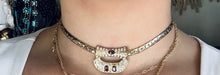 Load image into Gallery viewer, Vintage Gold Choker Necklace with Beautiful Pendant