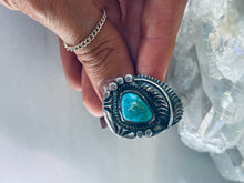 Load image into Gallery viewer, Size 6.5 Vintage Turquoise Ring