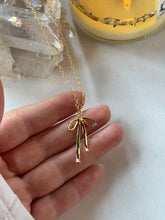 Load image into Gallery viewer, Bow Charm Necklace
