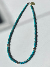 Load image into Gallery viewer, Turquoise and Gold Beaded Necklace