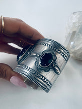 Load image into Gallery viewer, Sterling and Onyx Cuff