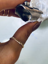 Load image into Gallery viewer, Stunning Size 7 Sterling and Golden Hills Ring