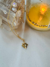 Load image into Gallery viewer, Maple Leaf Necklace