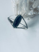 Load image into Gallery viewer, Onyx Cuff