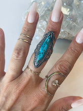 Load image into Gallery viewer, Size 7 Beautiful Turquoise and Sterling Ring
