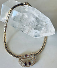 Load image into Gallery viewer, Vintage Gold Choker Necklace with Beautiful Pendant