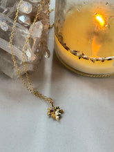 Load image into Gallery viewer, Maple Leaf Necklace