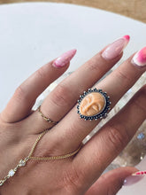 Load image into Gallery viewer, Size 9 Sterling Silver Face Ring