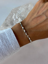 Load image into Gallery viewer, Beautiful Sterling Silver Snake Cuff