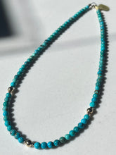 Load image into Gallery viewer, Turquoise and Gold Beaded Necklace
