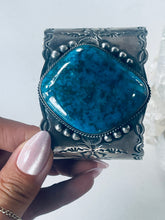 Load image into Gallery viewer, Stunning Nugget Cuff