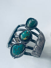 Load image into Gallery viewer, Gorgeous Vintage Sterling and Turquoise Cuff