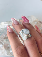Load image into Gallery viewer, Size 8 Moonstone Sterling Silver Ring