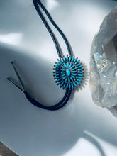 Load image into Gallery viewer, Vintage Zuni Needlepoint Bolo