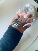 Load image into Gallery viewer, Size 11 Adjustable Feather Ring