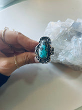 Load image into Gallery viewer, Size 8 Vintage Ring
