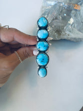 Load image into Gallery viewer, Stunning Size 9 Stacked Ring