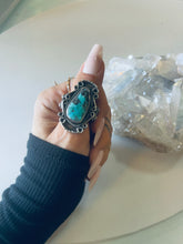 Load image into Gallery viewer, Size 8 Vintage Ring
