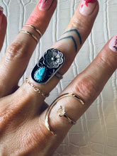Load image into Gallery viewer, Size 7 Vintage Turquoise Ring