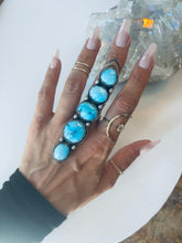 Load image into Gallery viewer, Stunning Size 9 Stacked Ring