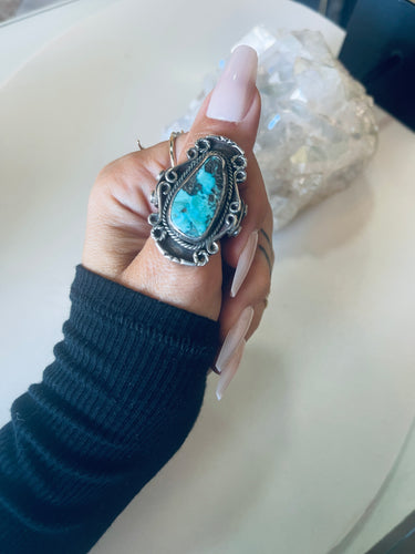 Size 8 Vintage Ring
