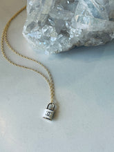 Load image into Gallery viewer, Vintage Zipper Pull Necklace
