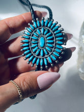 Load image into Gallery viewer, Vintage Zuni Needlepoint Bolo