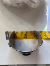 Load image into Gallery viewer, Large Onyx Cuff