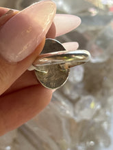 Load image into Gallery viewer, Size 8 Sterling Silver Onyx Ring