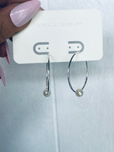 Load image into Gallery viewer, Pearl Silver Hoops