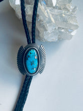 Load image into Gallery viewer, Gorgeous Bolo