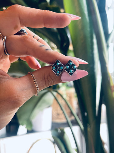 Lucia Studs