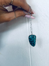 Load image into Gallery viewer, Spiderweb Necklace