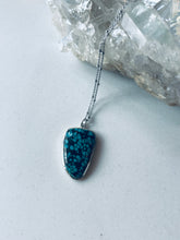Load image into Gallery viewer, Spiderweb Necklace