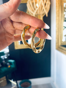 Holly Hoops