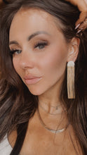 Load image into Gallery viewer, Casa Como Earrings
