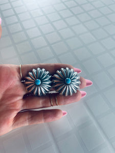Disc Studs