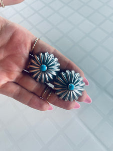 Disc Studs