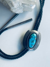 Load image into Gallery viewer, Gorgeous Bolo