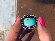 Load image into Gallery viewer, Size 7.5 Vintage Sterling Silver and Turquoise Ring
