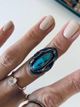 Load image into Gallery viewer, Size 5 Turquoise and Sterling Silver Ring