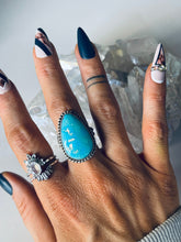 Load image into Gallery viewer, Size 10.5 Stunning Sterling Silver and Genuine Turquoise Ring