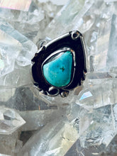 Load image into Gallery viewer, Size 8 Vintage Sterling Silver and Genuine Turquoise Shadowbox Ring